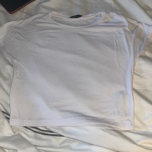 Cropped white Zara t-shirt